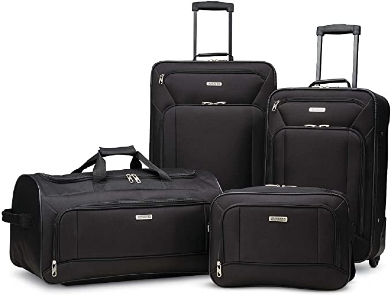 ihocon: [便宜] American Tourister Fieldbrook XLT Softside Upright Luggage 4件行李箱(BB/DF/21/25)